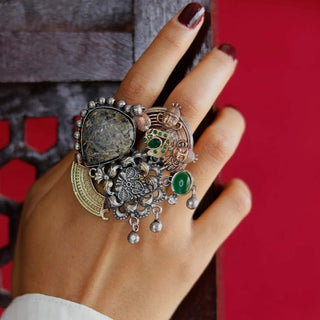 Kalindi - The Statement One of a Kind Ring | Mukhtalif May '24