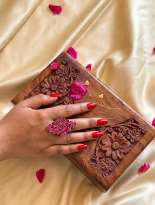 Laal Parinda Angoothi | Firdaus