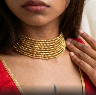 Sunehri Sutra Choker