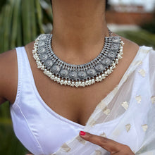 Load image into Gallery viewer, Rajavarana | Shaam Rangeen | Diwali Evening Wear Edit
